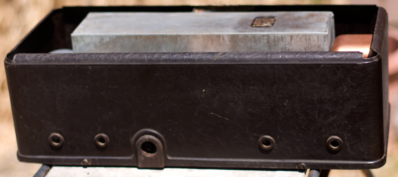 Crosley Bandbox radio - rear